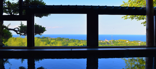 Outdoor Onsen Image